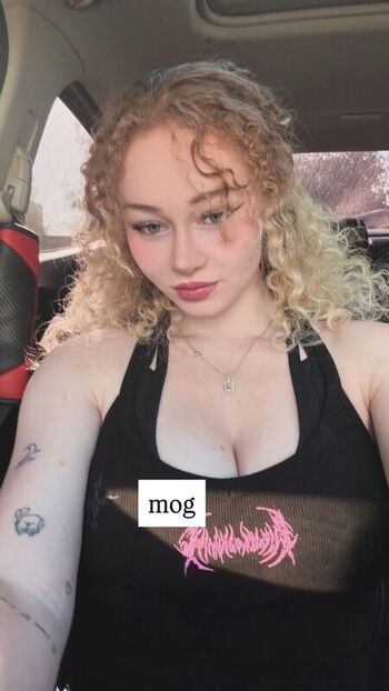 Full leaked Chloethehokage private photo