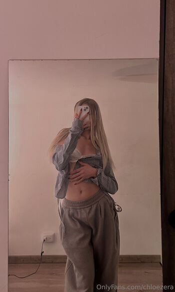 Full leaked Chloezera private photo
