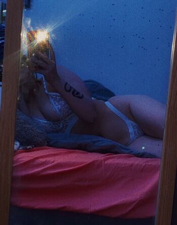 Full leaked Chlomarie private photo