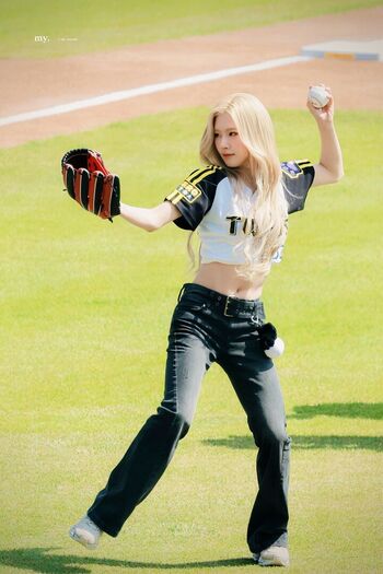 Full leaked Cho mi yeon page private photo