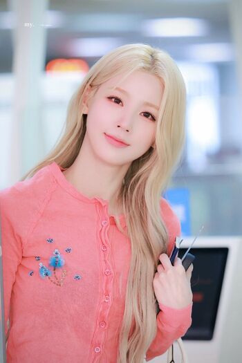 Full leaked Cho mi yeon page private photo