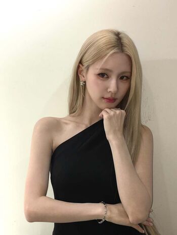 Full leaked Cho mi yeon page private photo