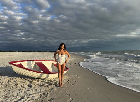 Full leaked Christen harper private photo