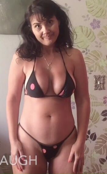 Full leaked Christina trainer private photo