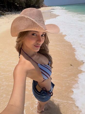 Full leaked Christine samson private photo