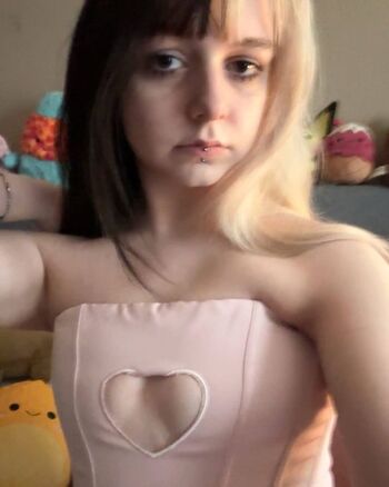 Full leaked Chroniccherie private photo
