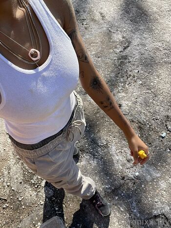 Full leaked Chronixx tay private photo