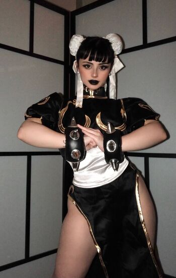 Full leaked Chun li cosplay private photo