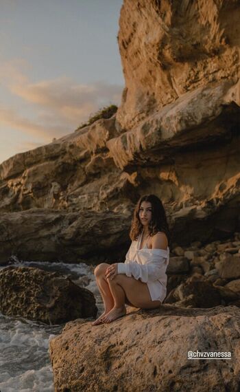 Full leaked Chvzvanessa page private photo