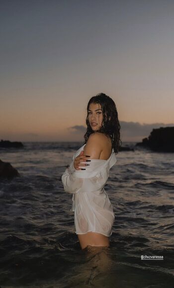 Full leaked Chvzvanessa page private photo
