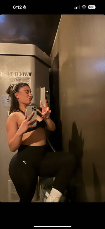 Full leaked Chvzvanessa page private photo