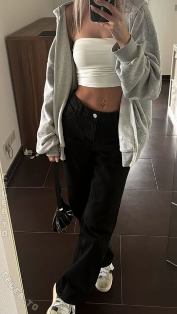 Full leaked Ciarasophie private photo