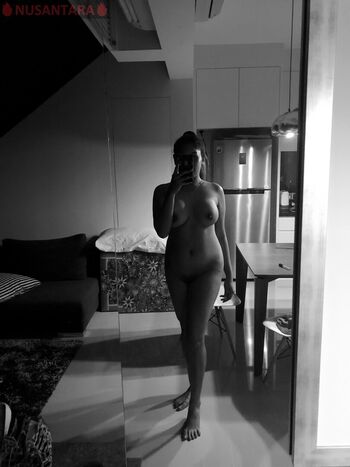 Full leaked Cikgumelati private photo