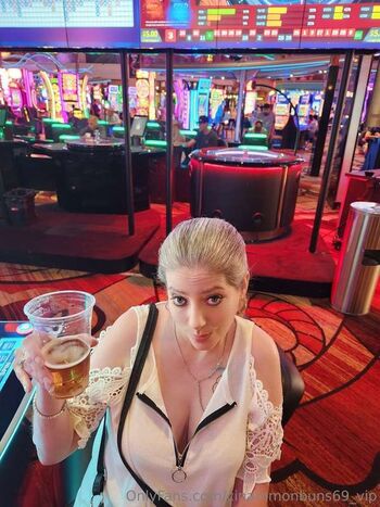 Full leaked Cinammonbuns vip private photo