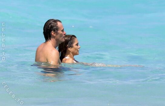 Full leaked Cindy crawford private photo