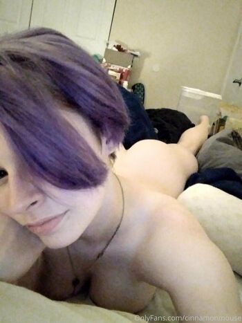 Full leaked Cinnamonmouse private photo