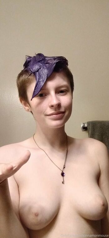 Full leaked Cinnamonmouse private photo