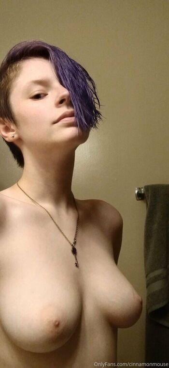 Full leaked Cinnamonmouse private photo