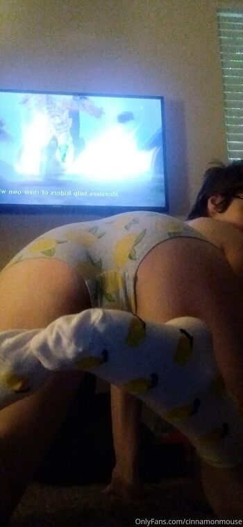 Full leaked Cinnamonmouse page private photo