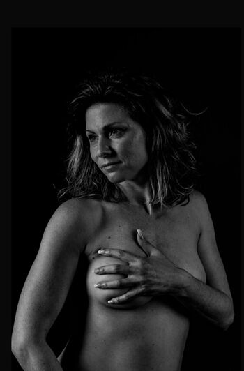 Full leaked Claire jonass private photo