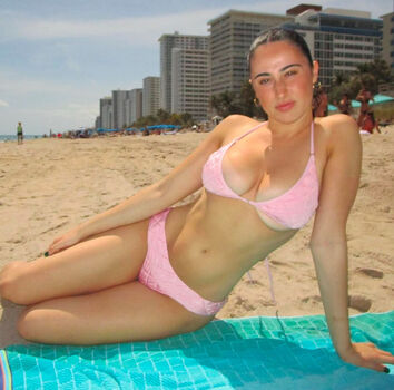 Full leaked Claire lawrence private photo