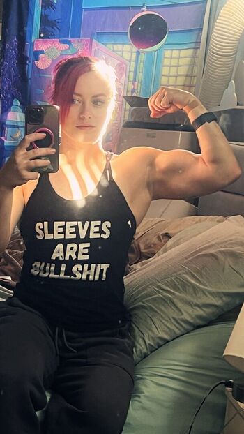 Claire Max