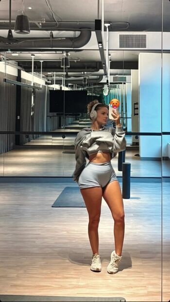 Full leaked Claire schroeder private photo