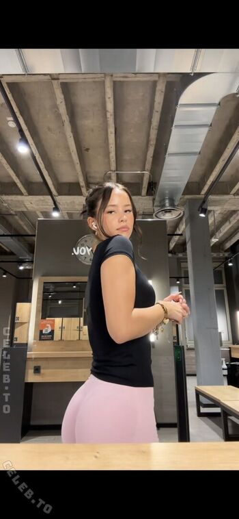 Full leaked Clairemaele private photo