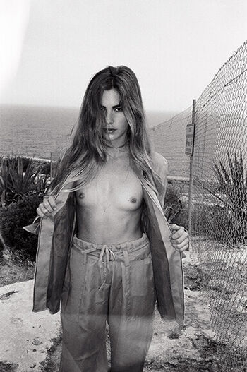 Full leaked Clara berry private photo