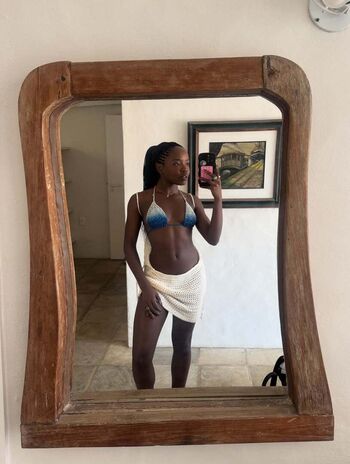 Full leaked Clara moneke private photo