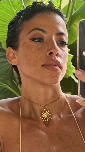 Full leaked Clara rene private photo