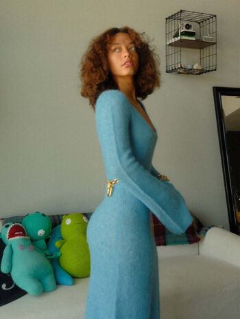 Full leaked Clara west private photo