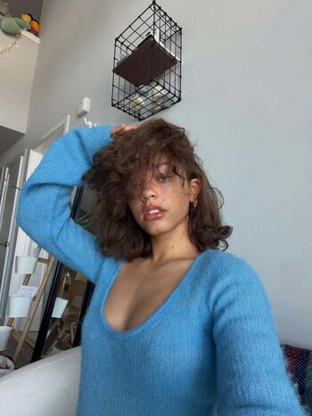 Full leaked Clara west private photo