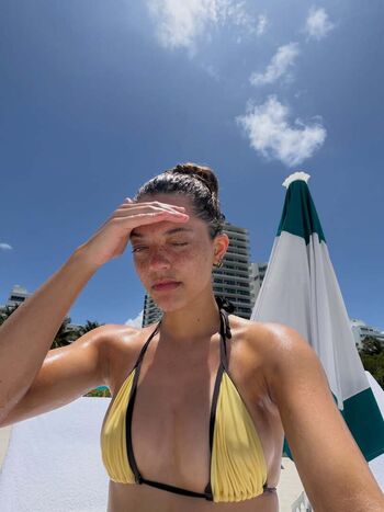 Full leaked Clara west private photo