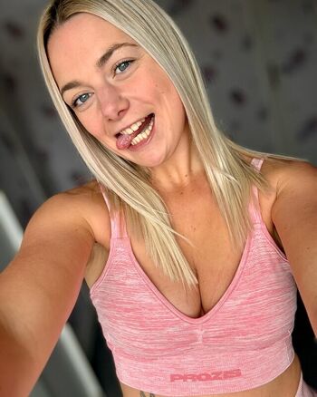 Full leaked Claraaa s private photo