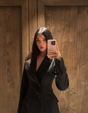 Full leaked Clarissa bea private photo