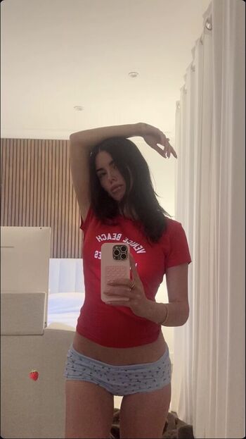 Full leaked Clarissa bea private photo