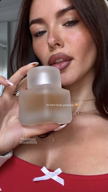 Full leaked Clarissa bea private photo