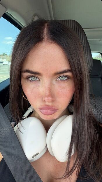 Full leaked Clarissa bea private photo