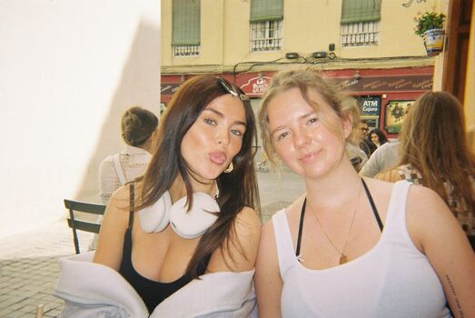 Full leaked Clarissa bea private photo