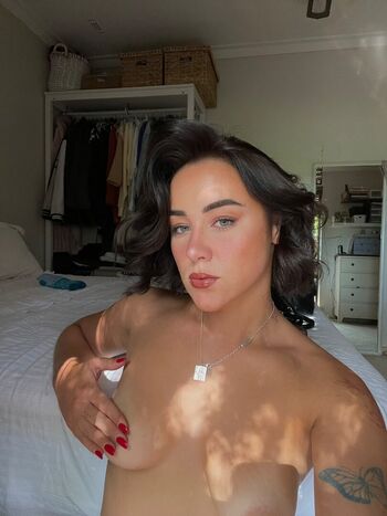 claudiaroseonly