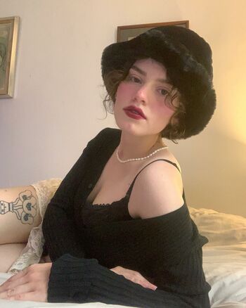 Full leaked Clavel private photo