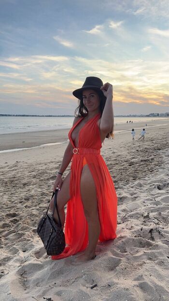 Full leaked Cleopatre off private photo
