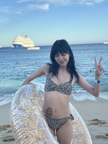 Full leaked Clo harrison page private photo