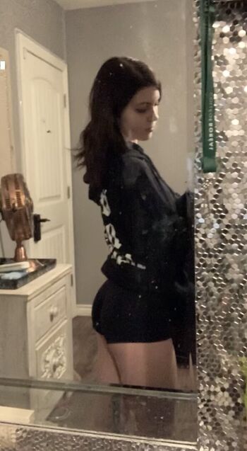 Cloe_Bretschneider