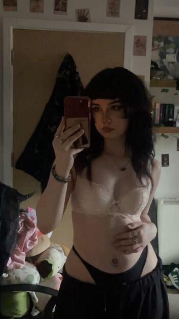 clownbvbie