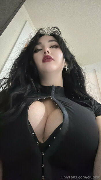 Full leaked Cluelooo private photo
