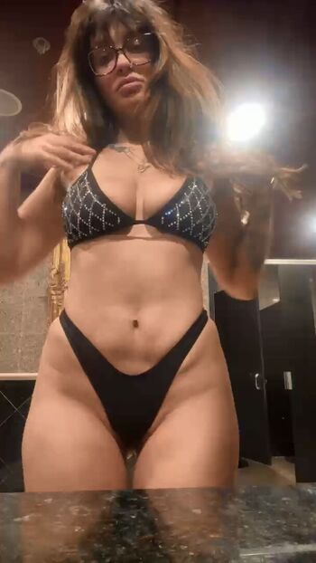 Full leaked Cocaacoley private photo