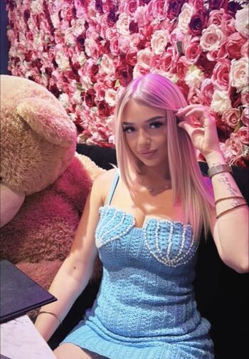 Full leaked Cocacheriw private photo