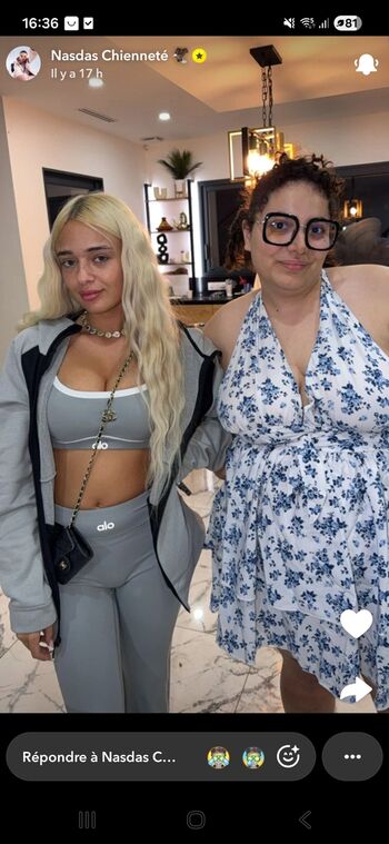 Full leaked Cocacherriw private photo